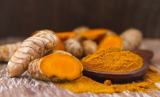 Turmeric and matcha: two superfoods and allies